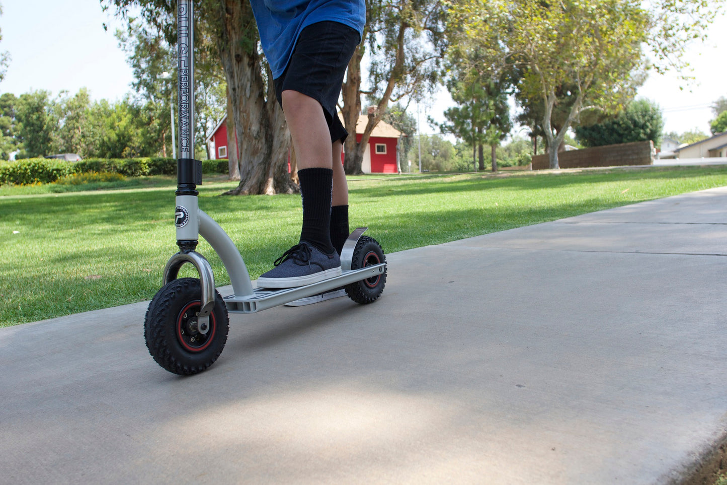 Pulse Scooters Kick Dx1 Scooter Black/Wht/Red