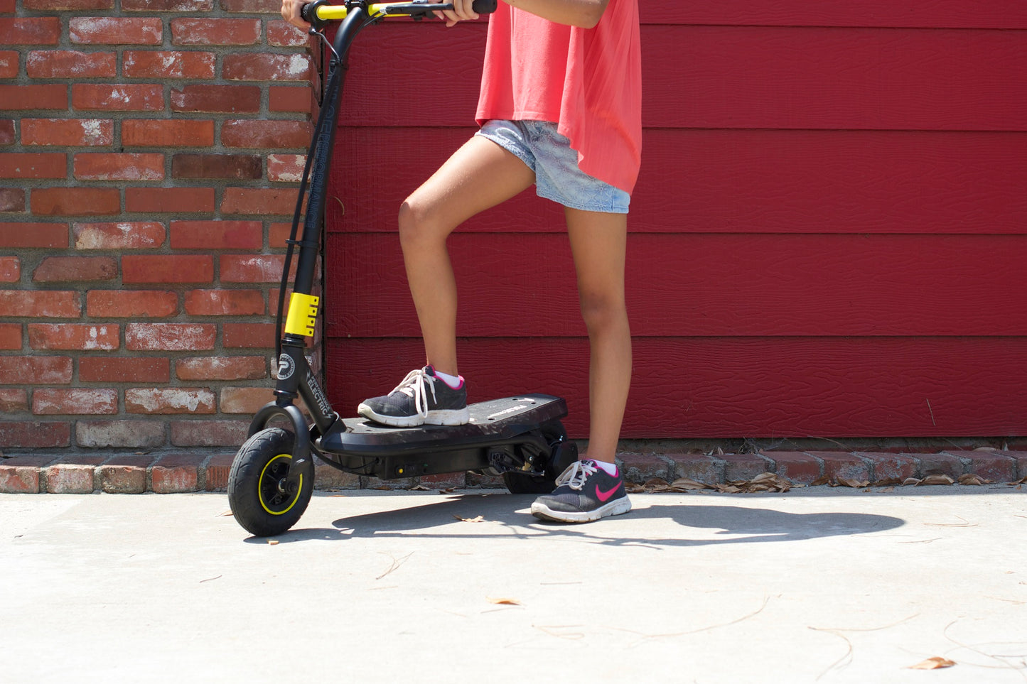 Pulse Scooters Electric Core Sonic Xl Black/Yellow Scooter